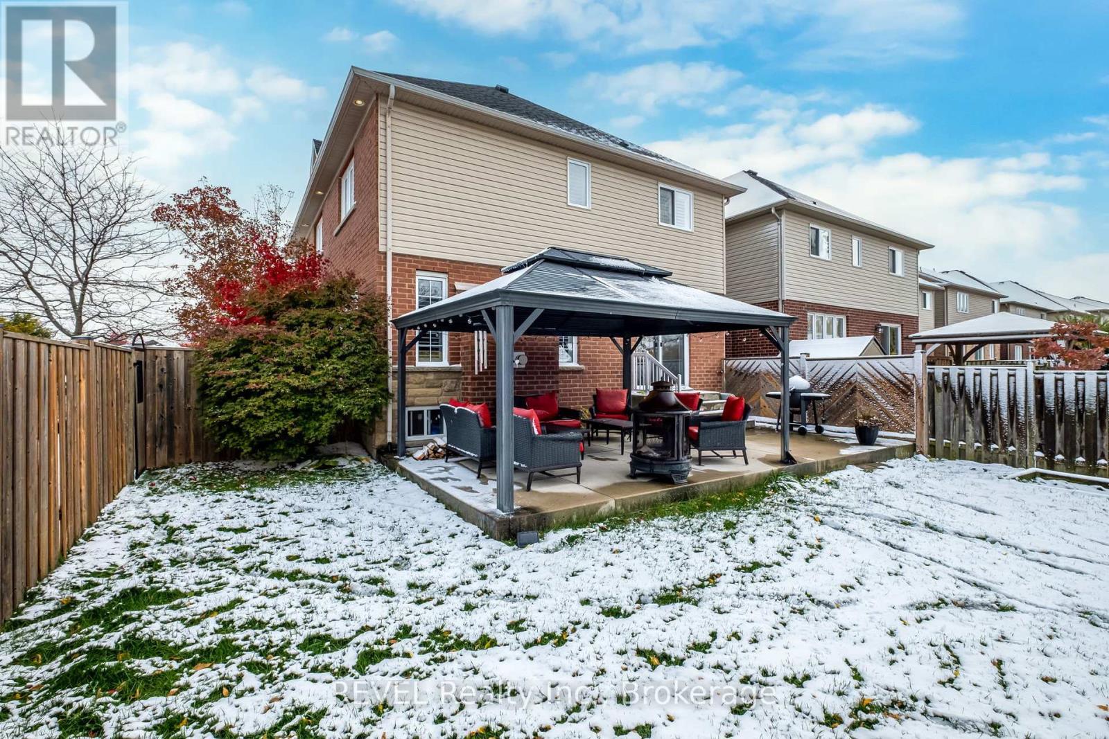 29 Springbreeze Heights, Hamilton (Stoney Creek), ON - Outdoor With Deck Patio Veranda