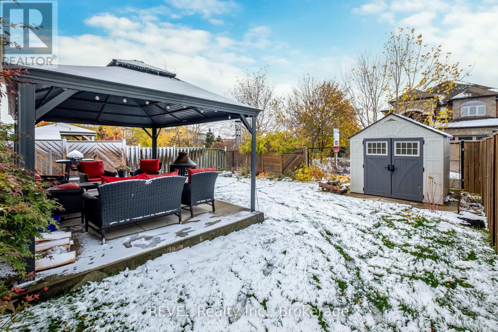 29 Springbreeze Heights, Hamilton (Stoney Creek), ON - Outdoor With Deck Patio Veranda