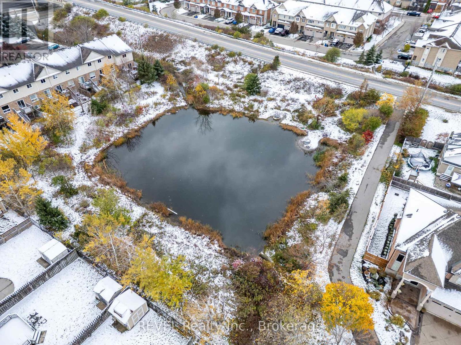 29 Springbreeze Heights, Hamilton (Stoney Creek), ON - Outdoor With Body Of Water With View