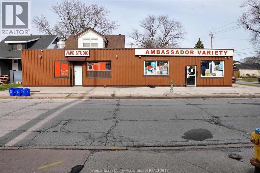 1086-1090 Felix, Windsor, ON