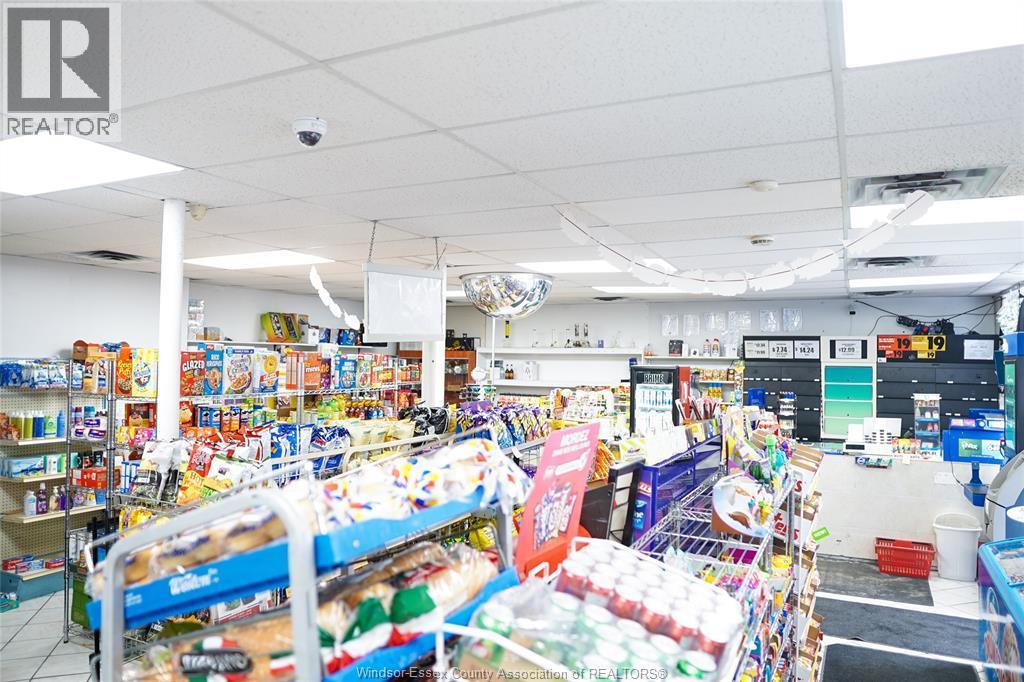 1086-1090 Felix, Windsor, ON