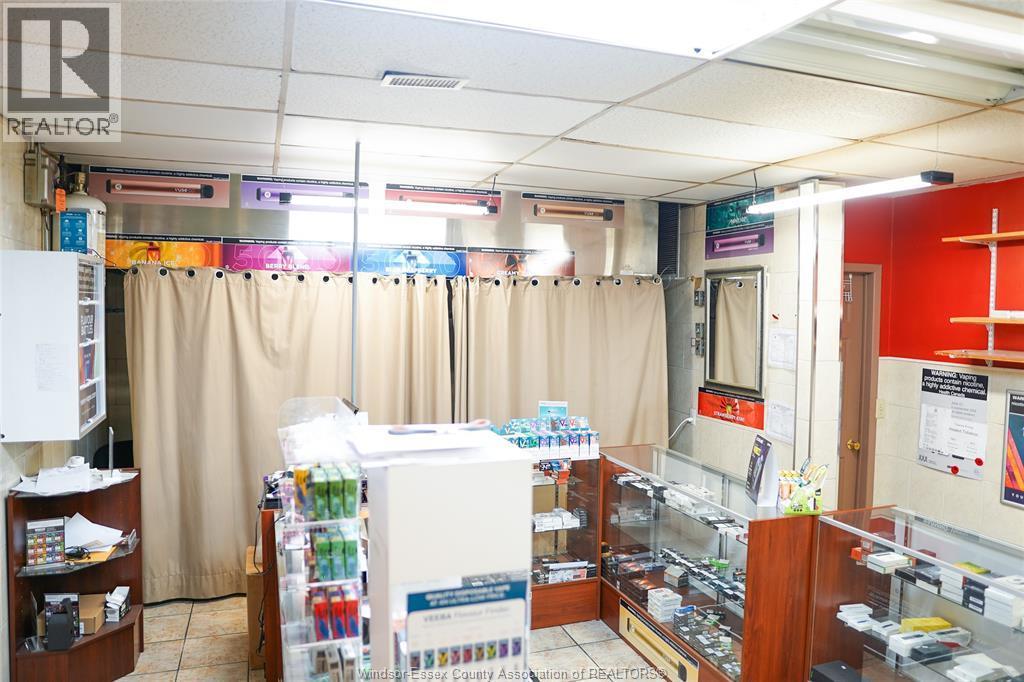 1086-1090 Felix, Windsor, ON