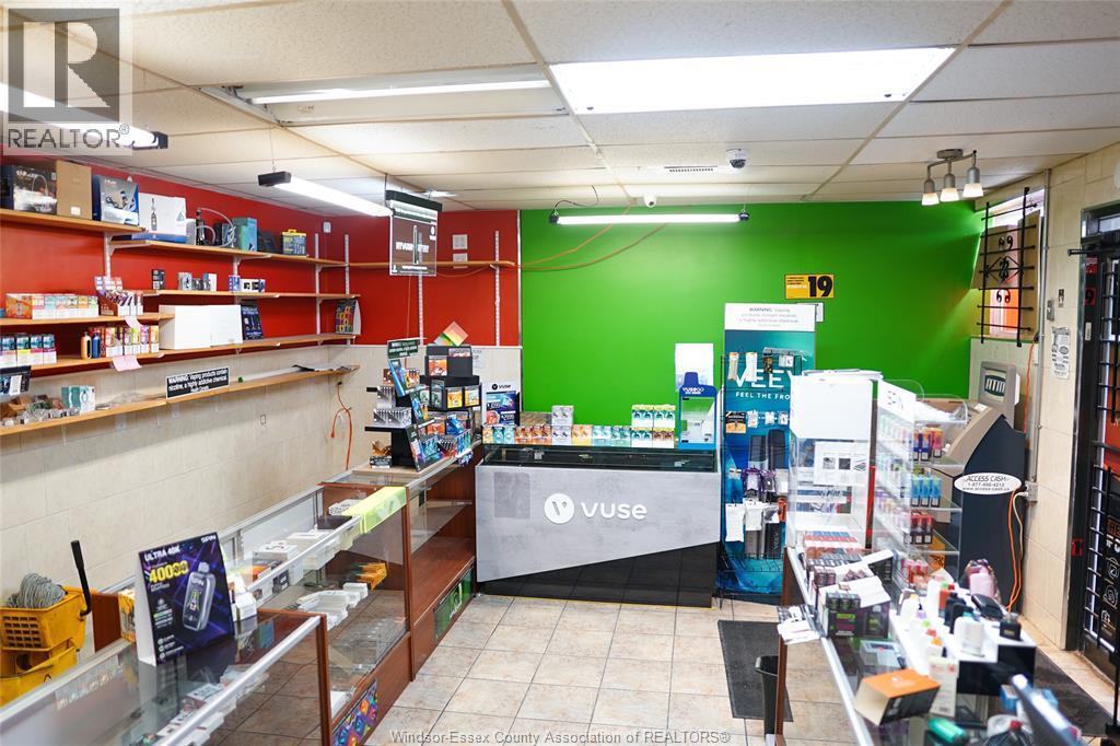 1086-1090 Felix, Windsor, ON