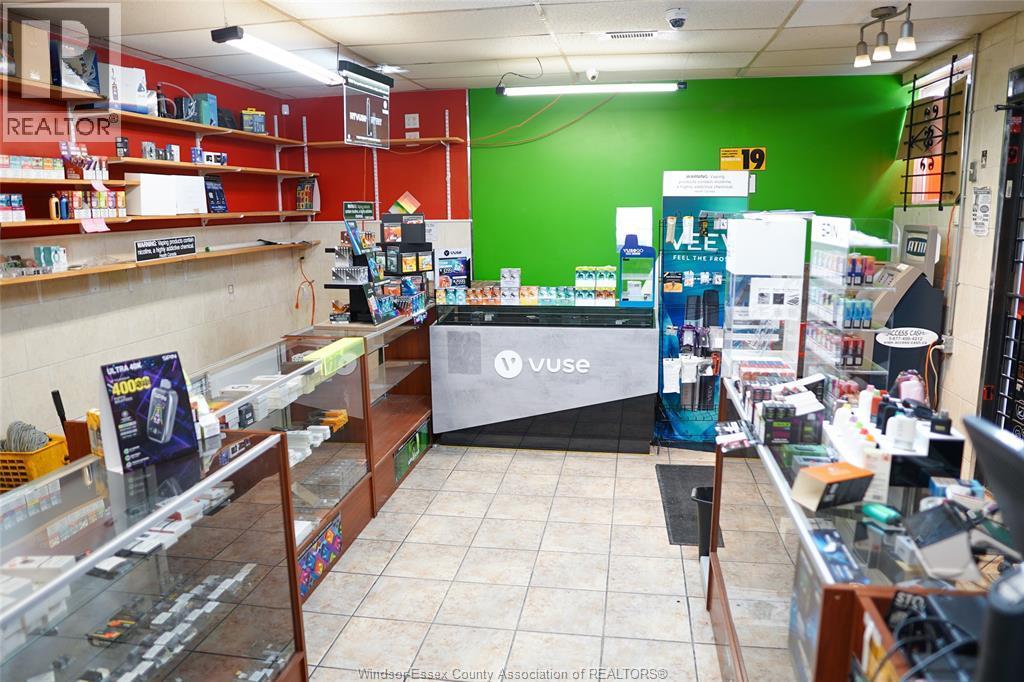 1086-1090 Felix, Windsor, ON