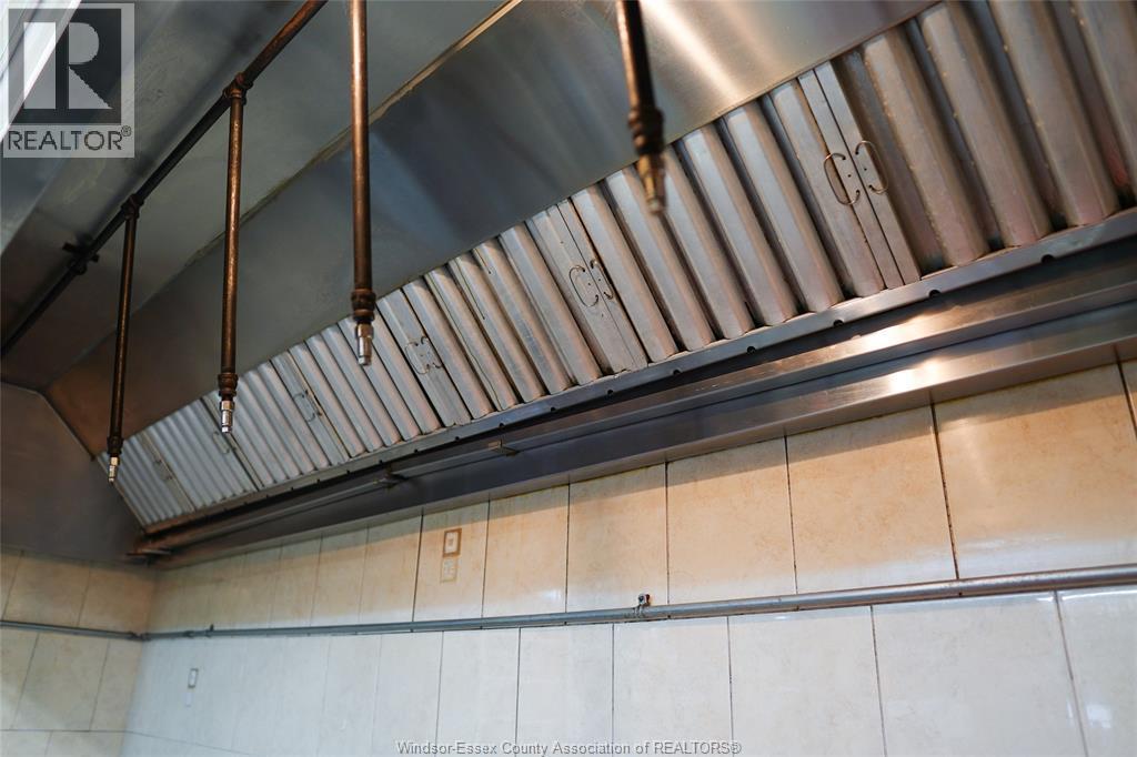 1086-1090 Felix, Windsor, ON