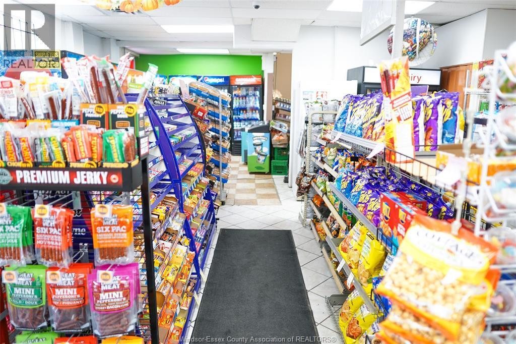 1086-1090 Felix, Windsor, ON