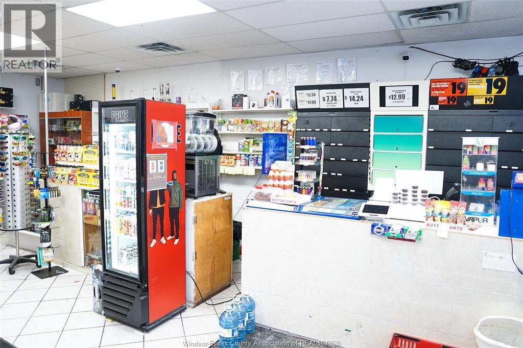 1086-1090 Felix, Windsor, ON