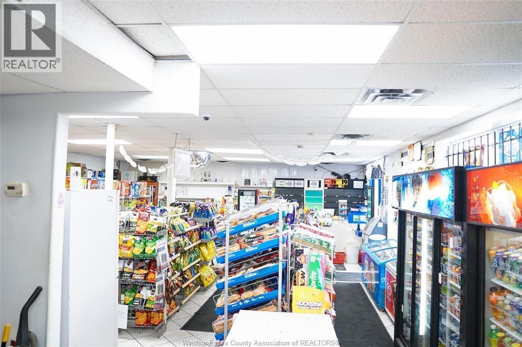 1086-1090 Felix, Windsor, ON