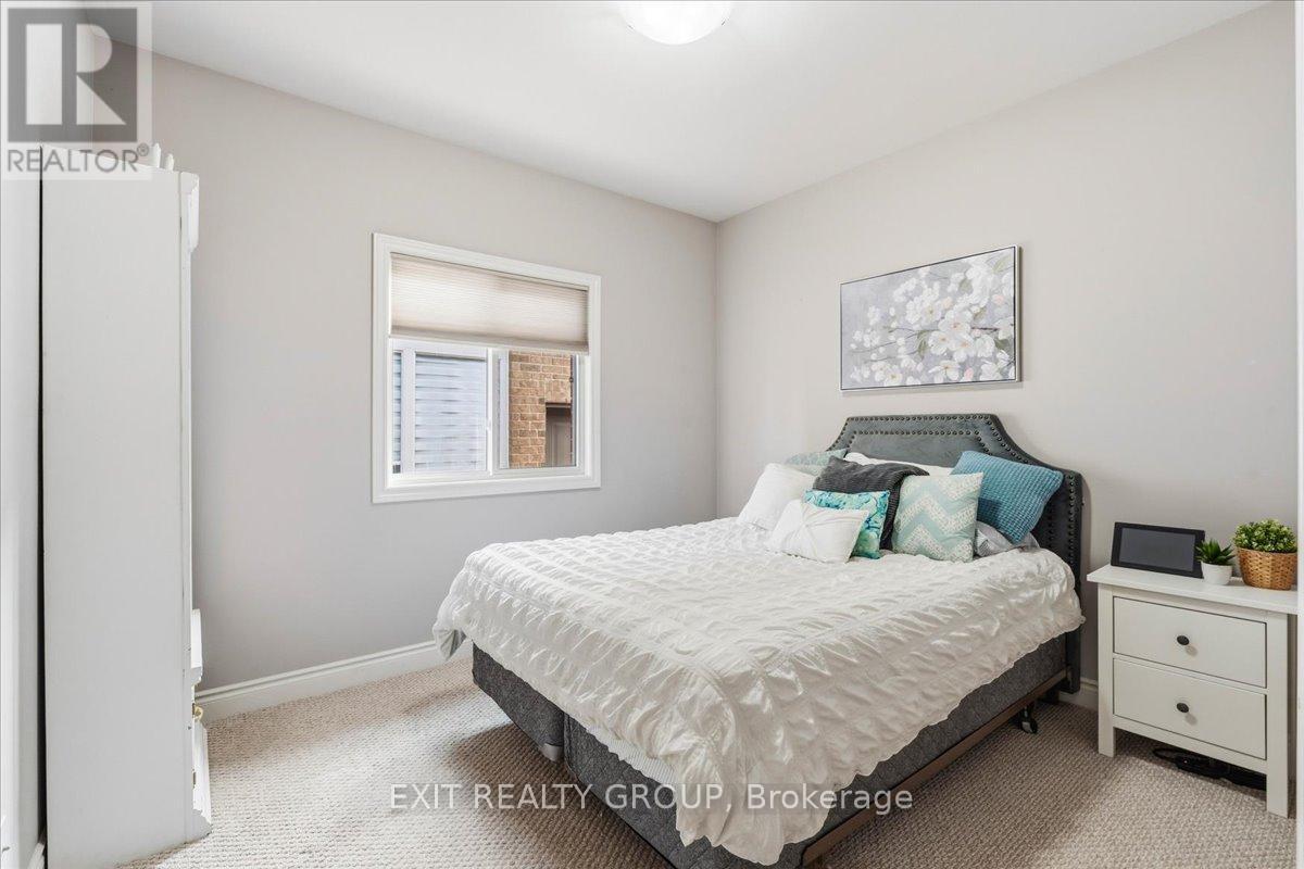 14 Cavendish Drive, Belleville (Thurlow Ward), ON - Indoor Photo Showing Bedroom