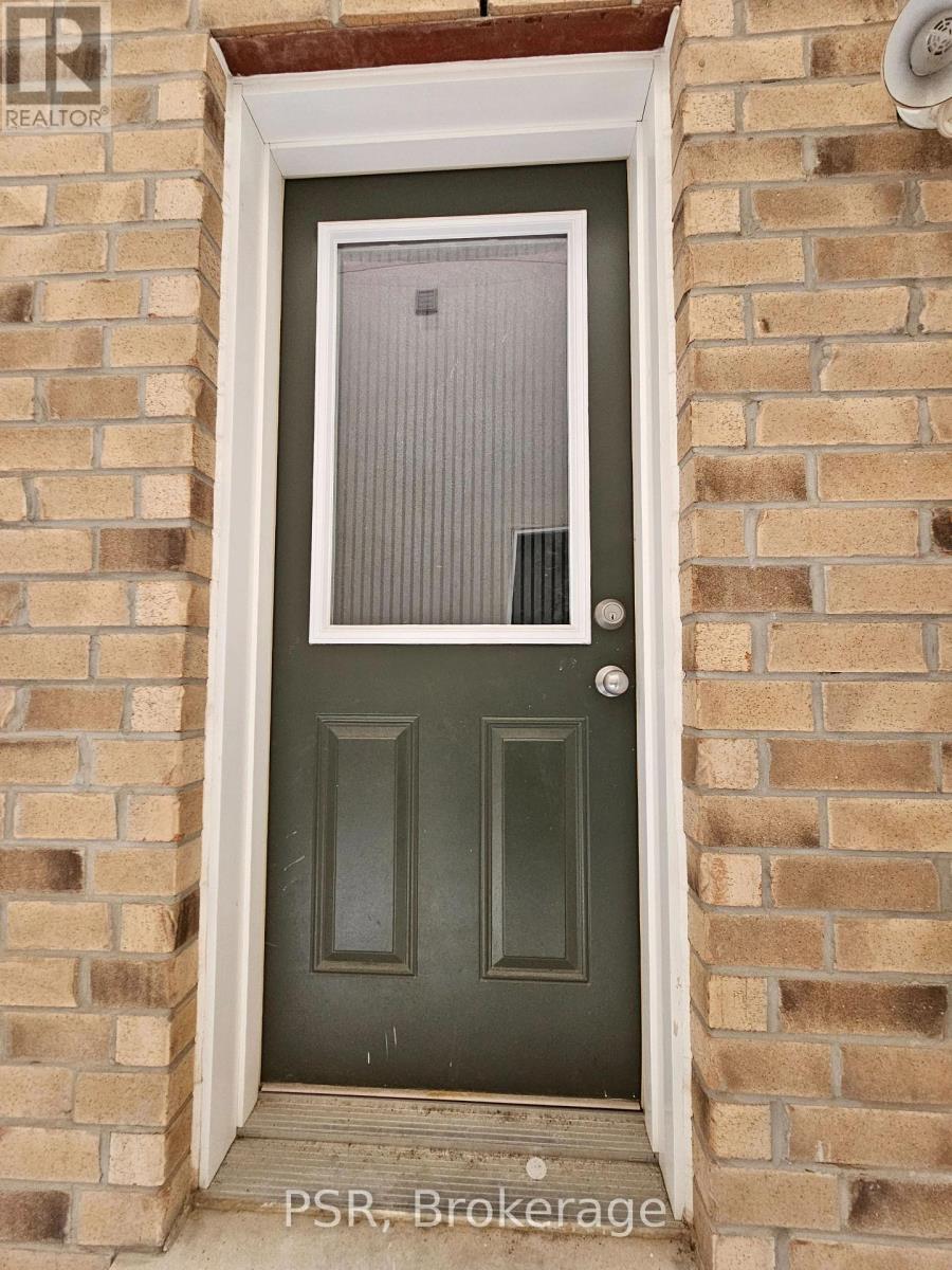 31 Monkton Circle, Brampton, ON - Outdoor With Exterior