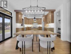 Photos are of model & show upgrades not included. -