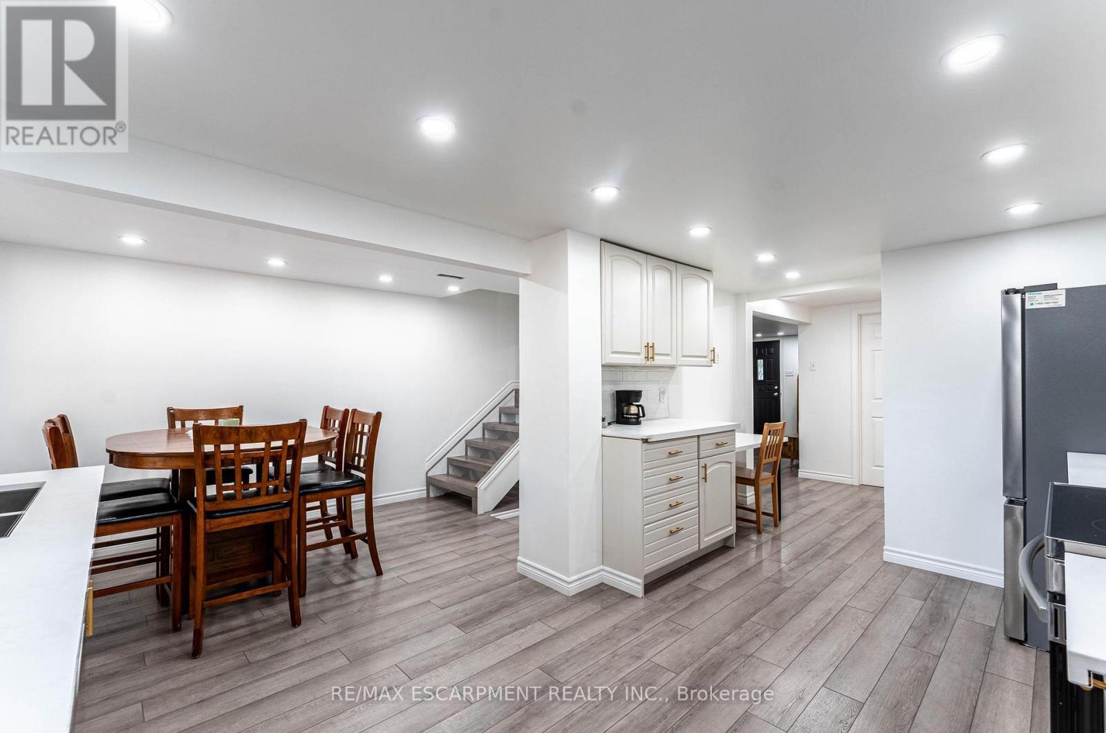 284 Paling Avenue, Hamilton, ON - Indoor