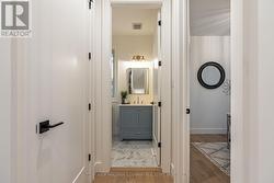 Photos are of model & show upgrades not included. -