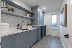 Photos are of model & show upgrades not included. -