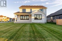 Photos are of model & show upgrades not included. -