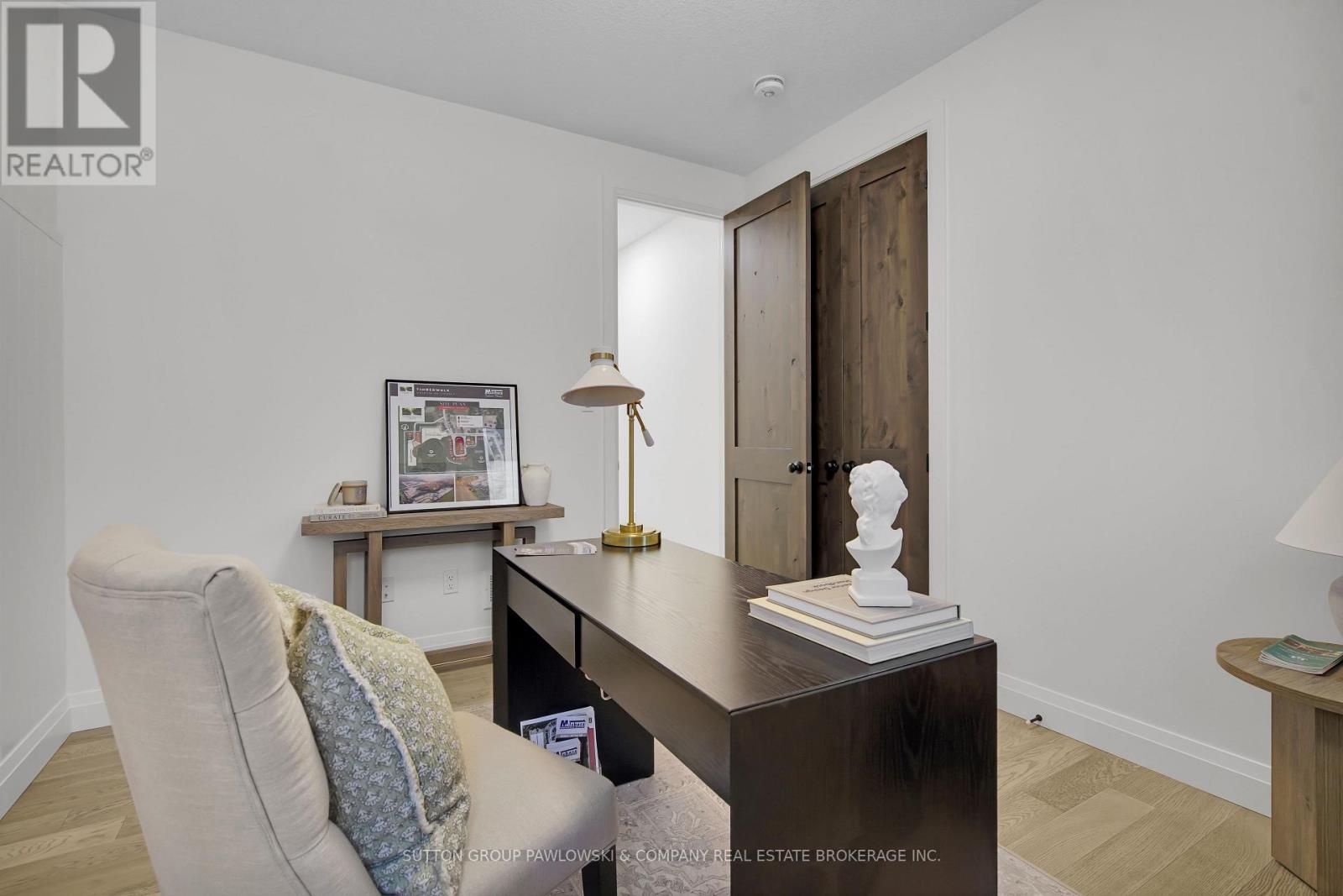 Photos are of model & show upgrades not included. - Lot #24 - 5 Timberwalk Close, Middlesex Centre (Ilderton), ON - Indoor