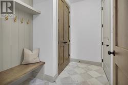 Photos are of model & show upgrades not included. -