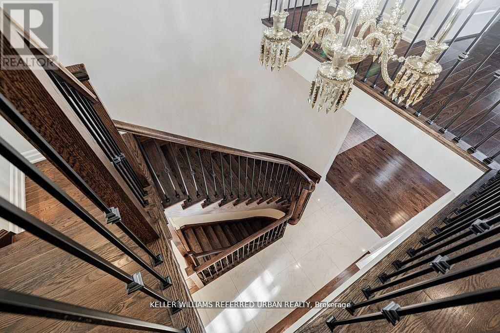 113 Burns Boulevard, King, ON - Indoor Photo Showing Other Room