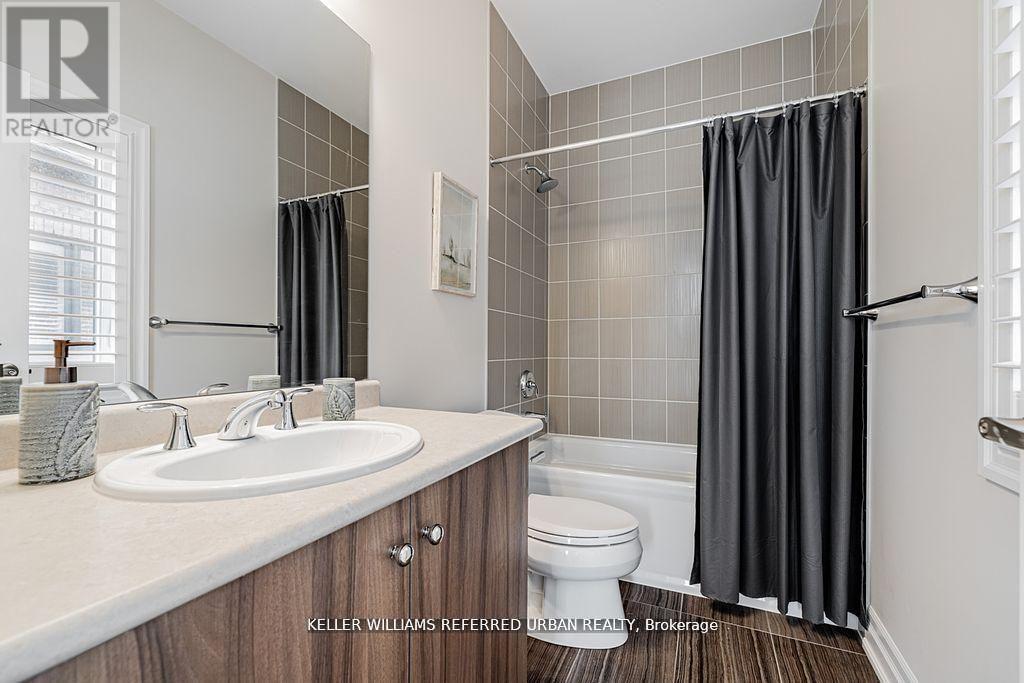 113 Burns Boulevard, King, ON - Indoor Photo Showing Bathroom