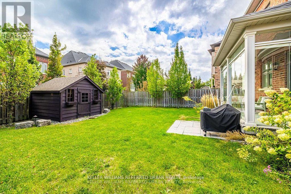 113 Burns Boulevard, King, ON - Outdoor