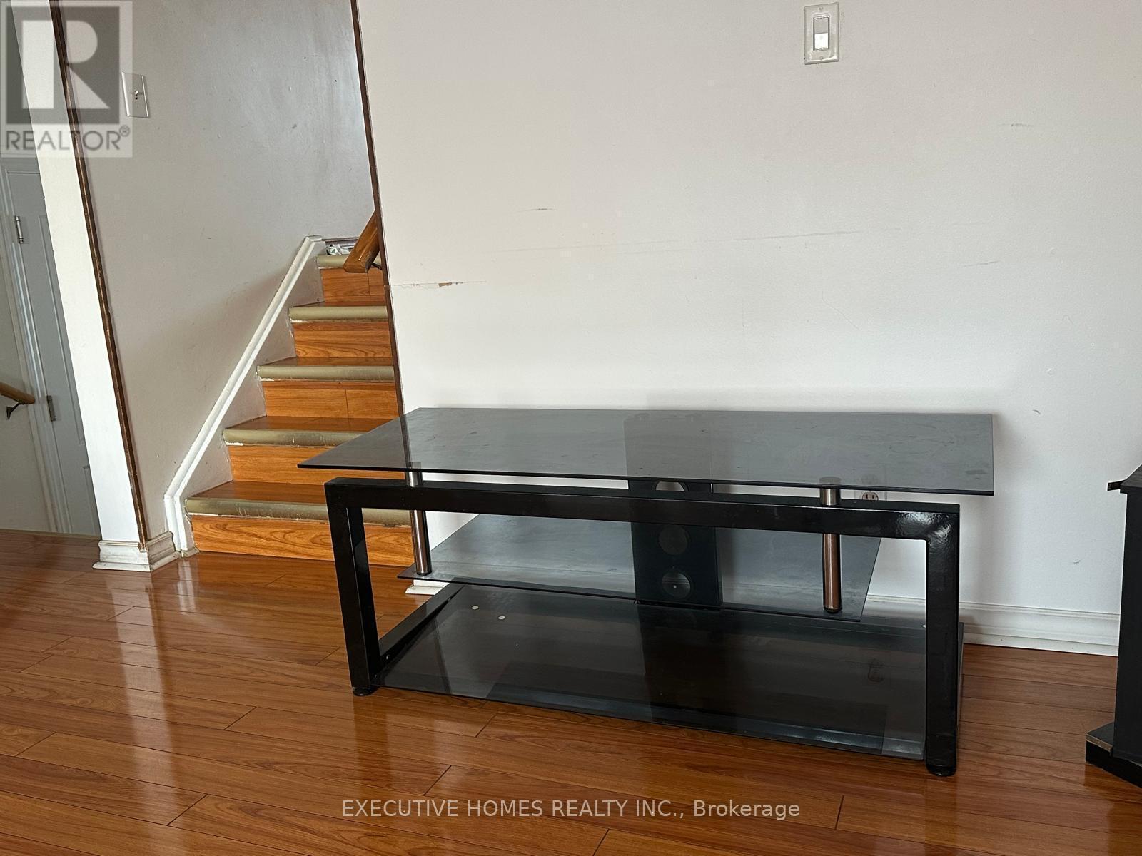 18 Sheldrake Court, Brampton, ON - Indoor Photo Showing Other Room