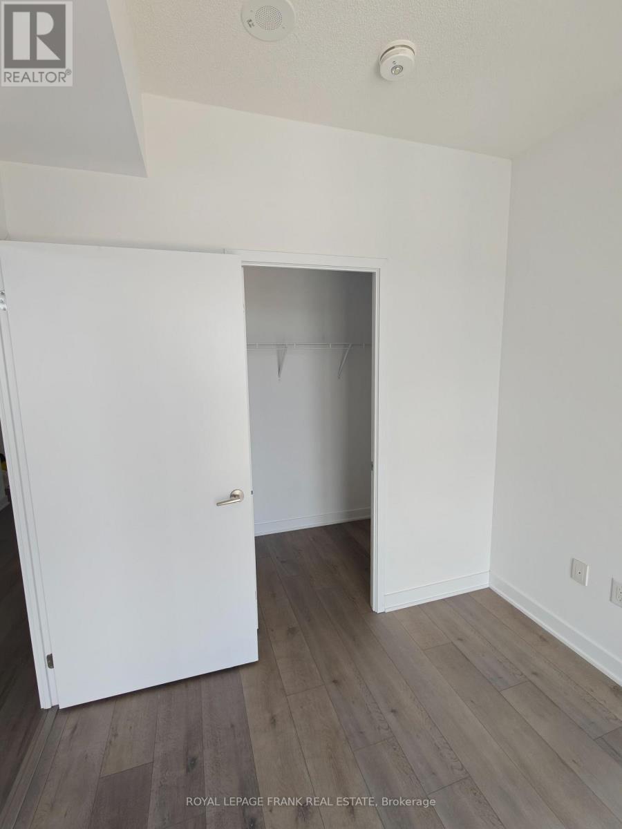 612 - 60 Honeycrisp Crescent, Vaughan (Vaughan Corporate Centre), ON - Indoor Photo Showing Other Room