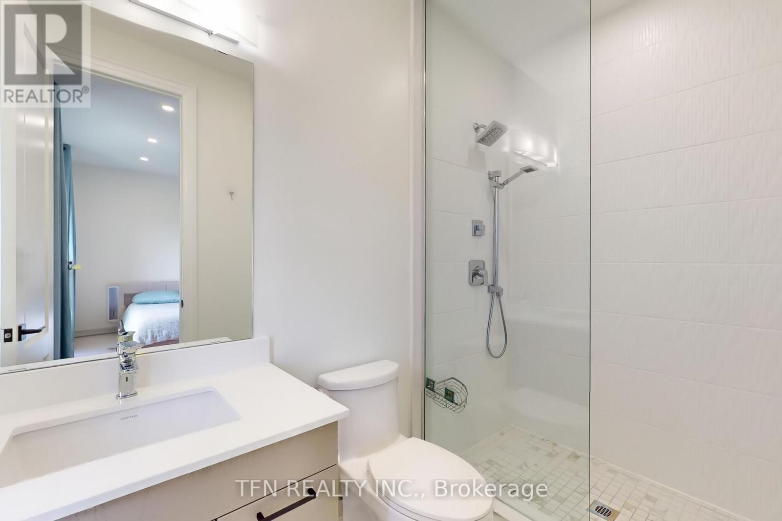 258 Amos Drive, Caledon, ON - Indoor Photo Showing Bathroom