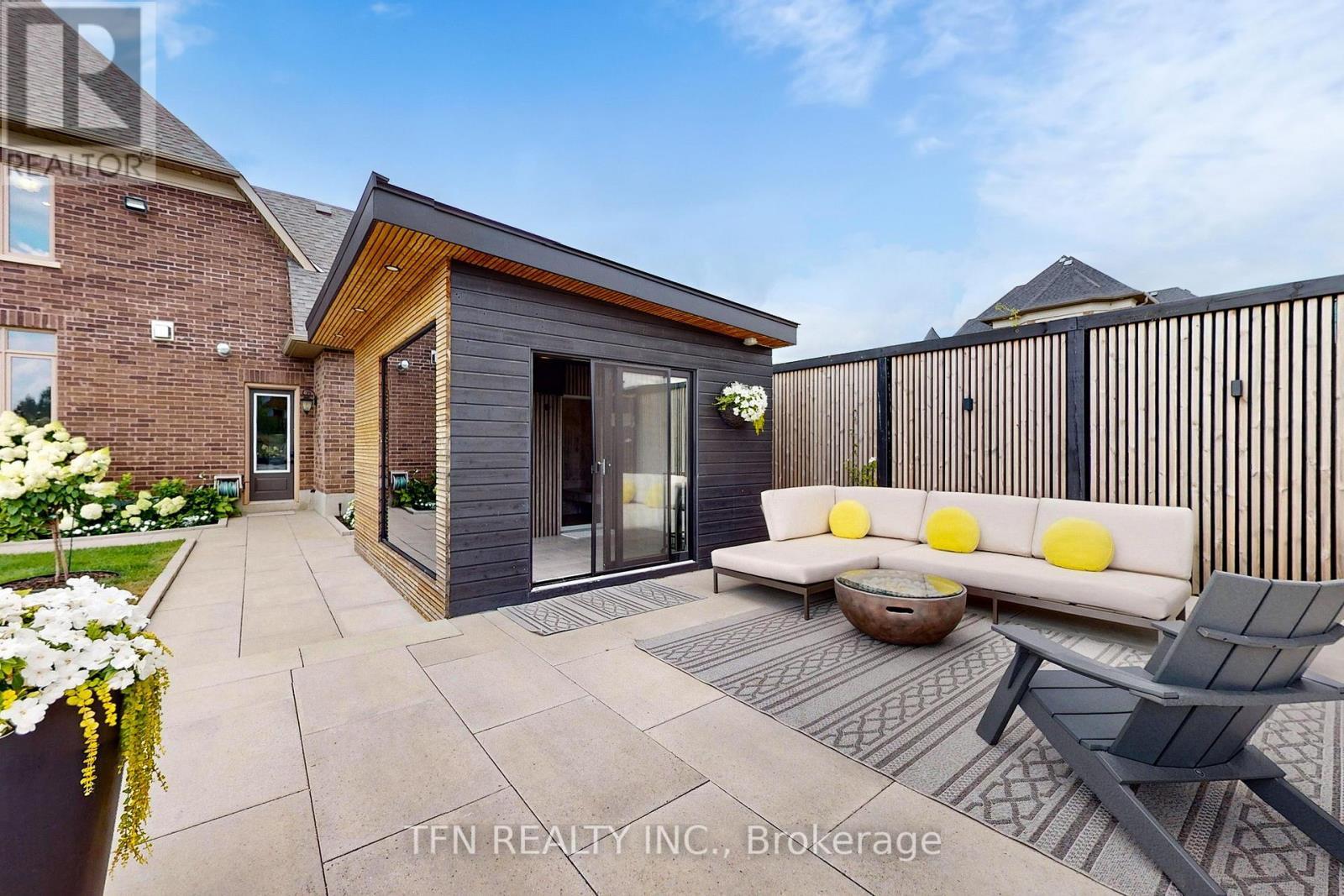 258 Amos Drive, Caledon, ON - Outdoor With Deck Patio Veranda With Exterior