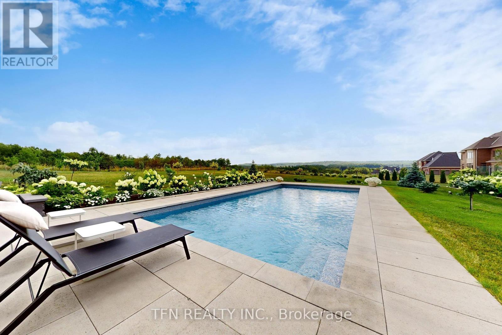 258 Amos Drive, Caledon, ON - Outdoor With In Ground Pool