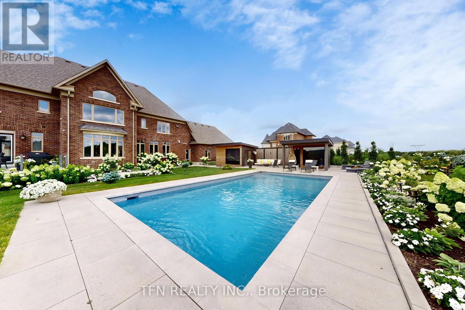 258 Amos Drive, Caledon, ON - Outdoor With In Ground Pool