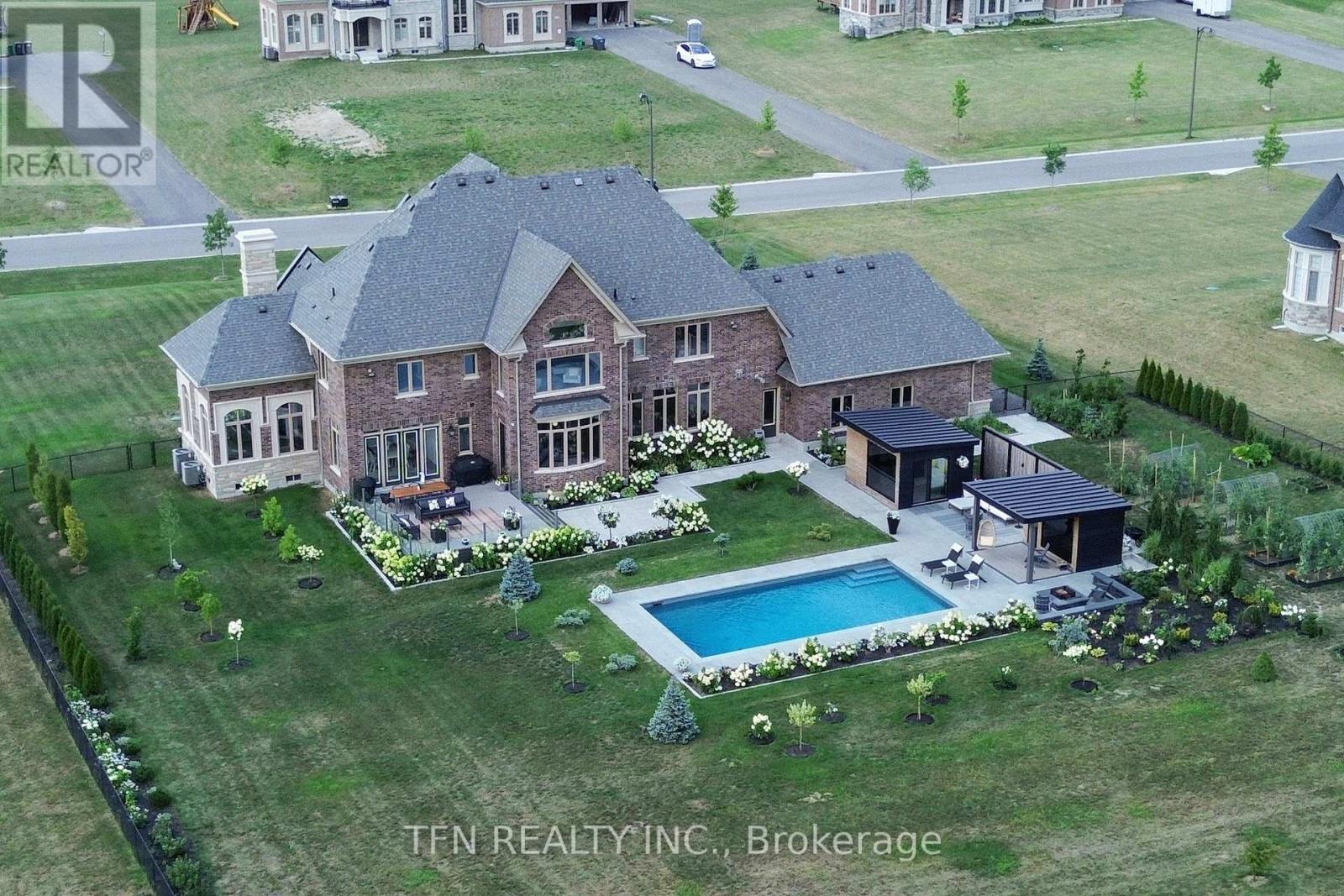 258 Amos Drive, Caledon, ON - Outdoor With In Ground Pool With Deck Patio Veranda