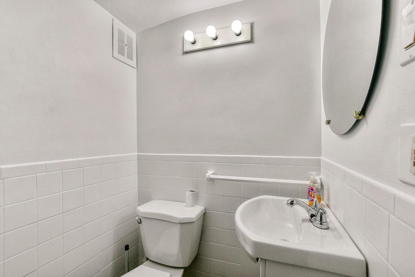 Bathroom - 378 - 380 Rue Gauthier, Saint-Jérôme, QC - Indoor Photo Showing Bathroom