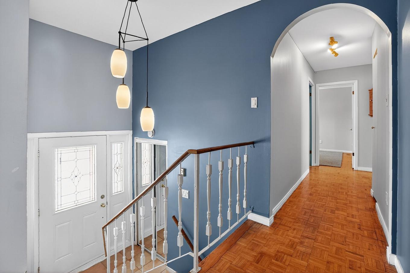 Hall - 420 Rue Van Horne, Saint-Bruno-De-Montarville, QC - Indoor Photo Showing Other Room