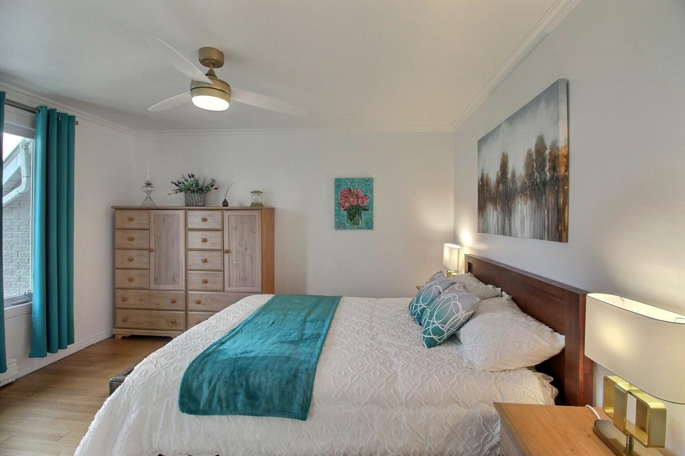 Bedroom - 1805 Boul. Malcolm-Fraser, La Malbaie, QC - Indoor Photo Showing Bedroom