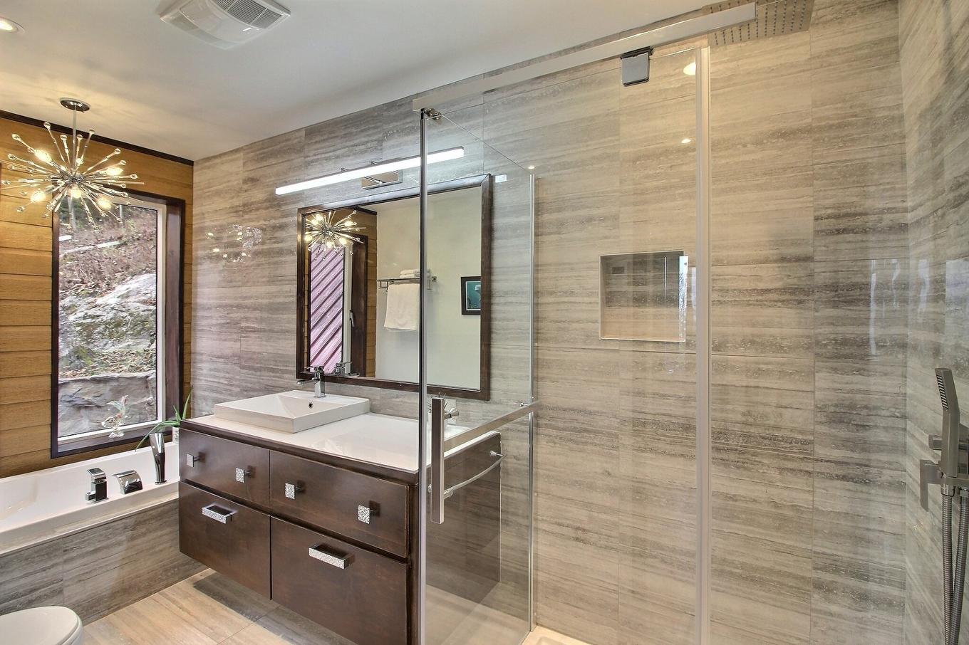 Bathroom - 1805 Boul. Malcolm-Fraser, La Malbaie, QC - Indoor Photo Showing Bathroom