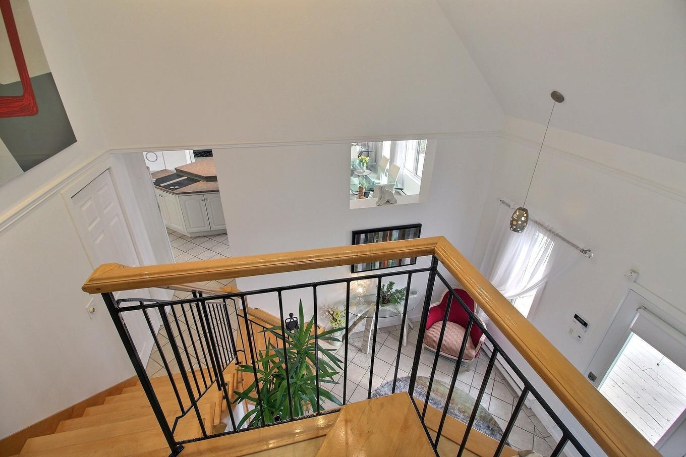 Staircase - 1805 Boul. Malcolm-Fraser, La Malbaie, QC - Indoor Photo Showing Other Room