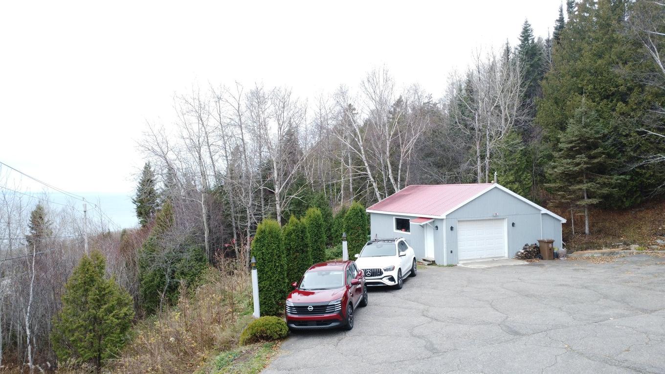 Backyard - 1805 Boul. Malcolm-Fraser, La Malbaie, QC - Outdoor