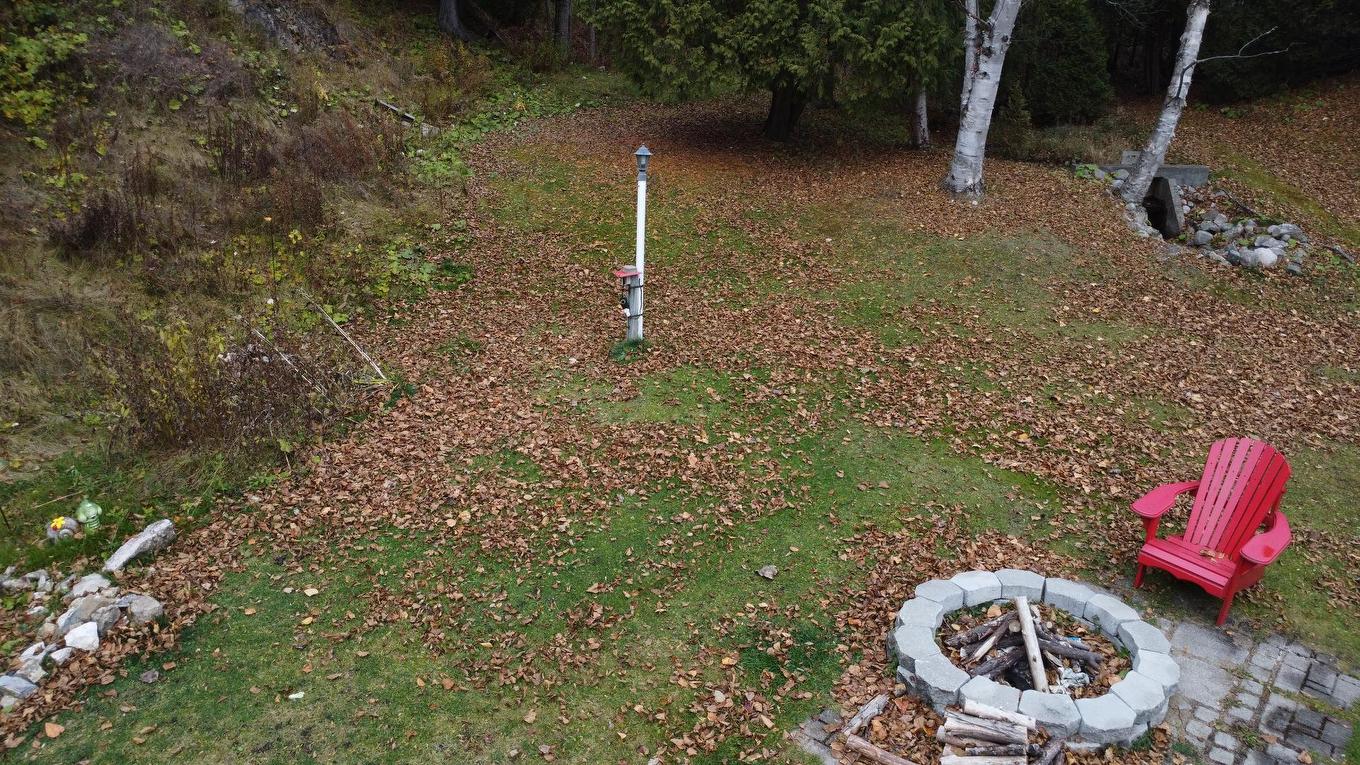 Backyard - 1805 Boul. Malcolm-Fraser, La Malbaie, QC - Outdoor