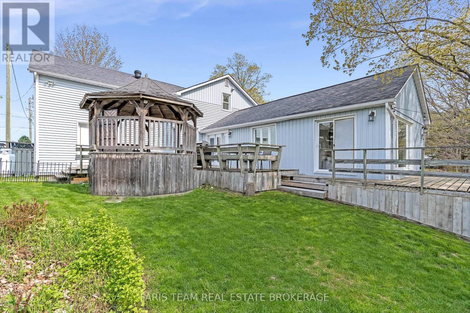 4047 Horseshoe Valley Road W, Springwater, ON - Outdoor With Deck Patio Veranda
