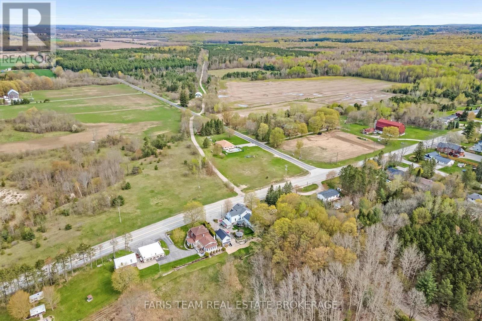 4047 Horseshoe Valley Road W, Springwater, ON - Outdoor With View