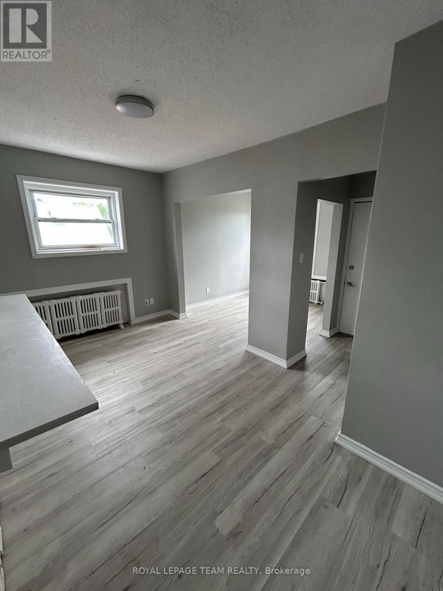 883 Somerset Street W, Ottawa, ON - Indoor Photo Showing Other Room
