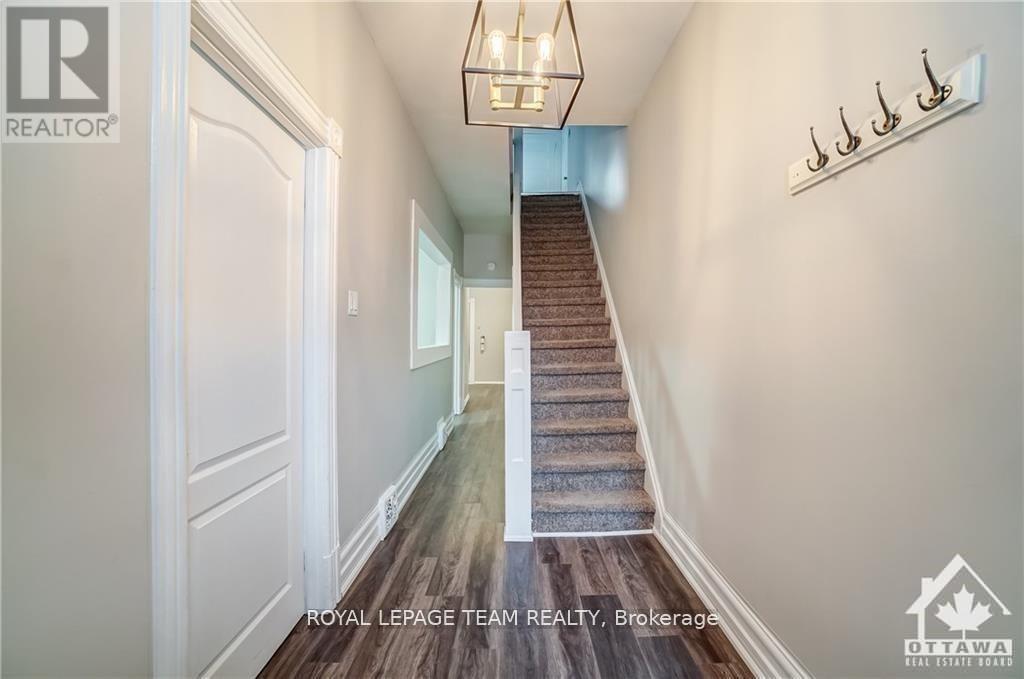 308 Cumberland Street, Ottawa, ON - Indoor Photo Showing Other Room