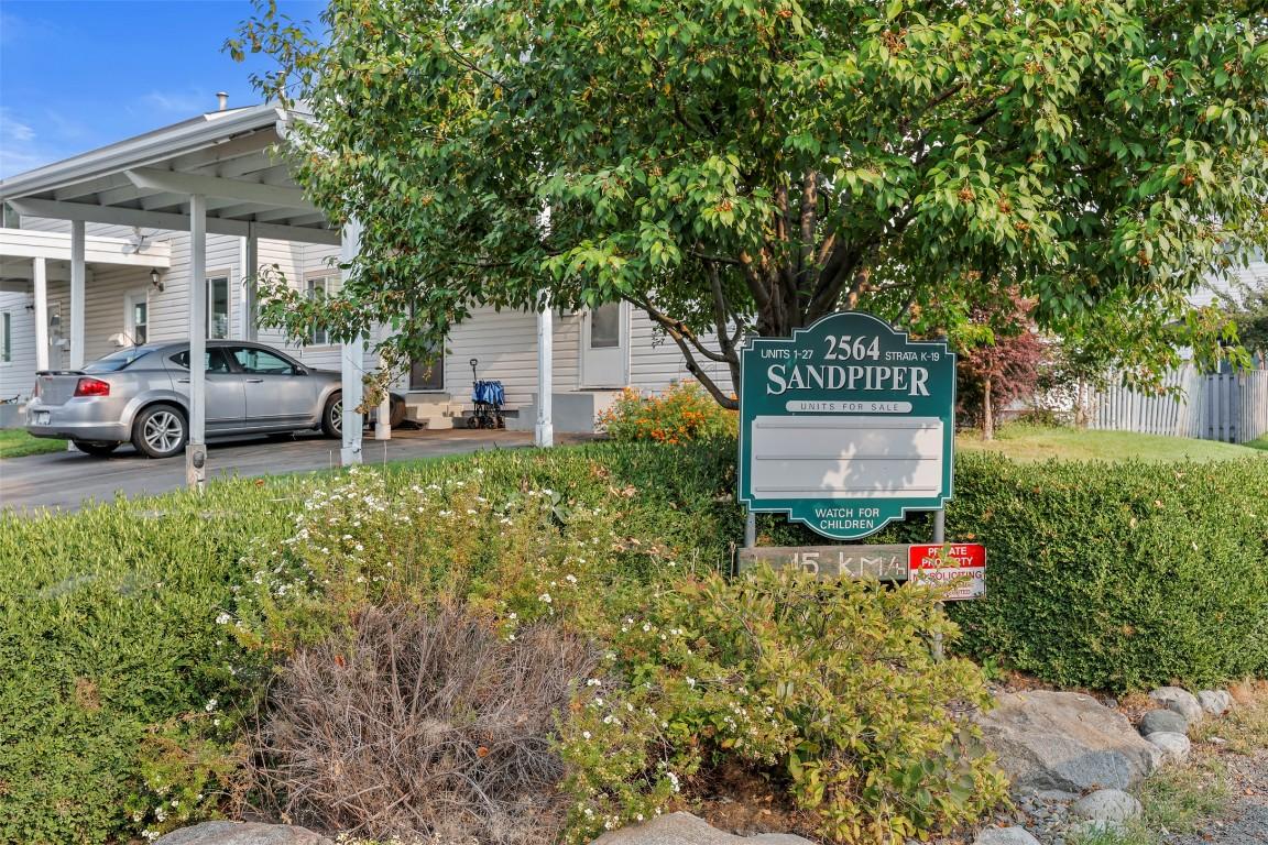 25-2564 Sandpiper Drive, Kamloops, BC - Outdoor