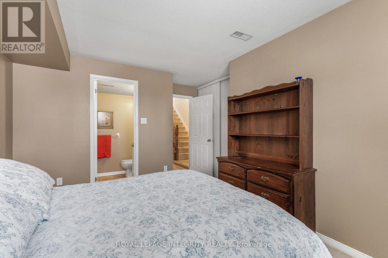 2328 Bois Vert Place, Ottawa, ON - Indoor Photo Showing Bedroom