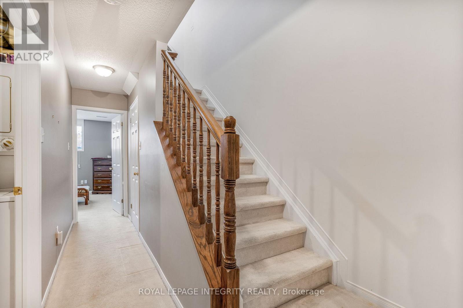 2328 Bois Vert Place, Ottawa, ON - Indoor Photo Showing Other Room