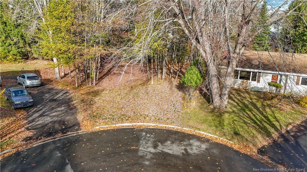 33 Burse Crt, Fredericton, NB