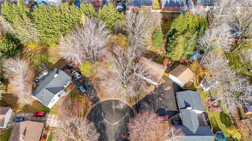 33 Burse Crt, Fredericton, NB