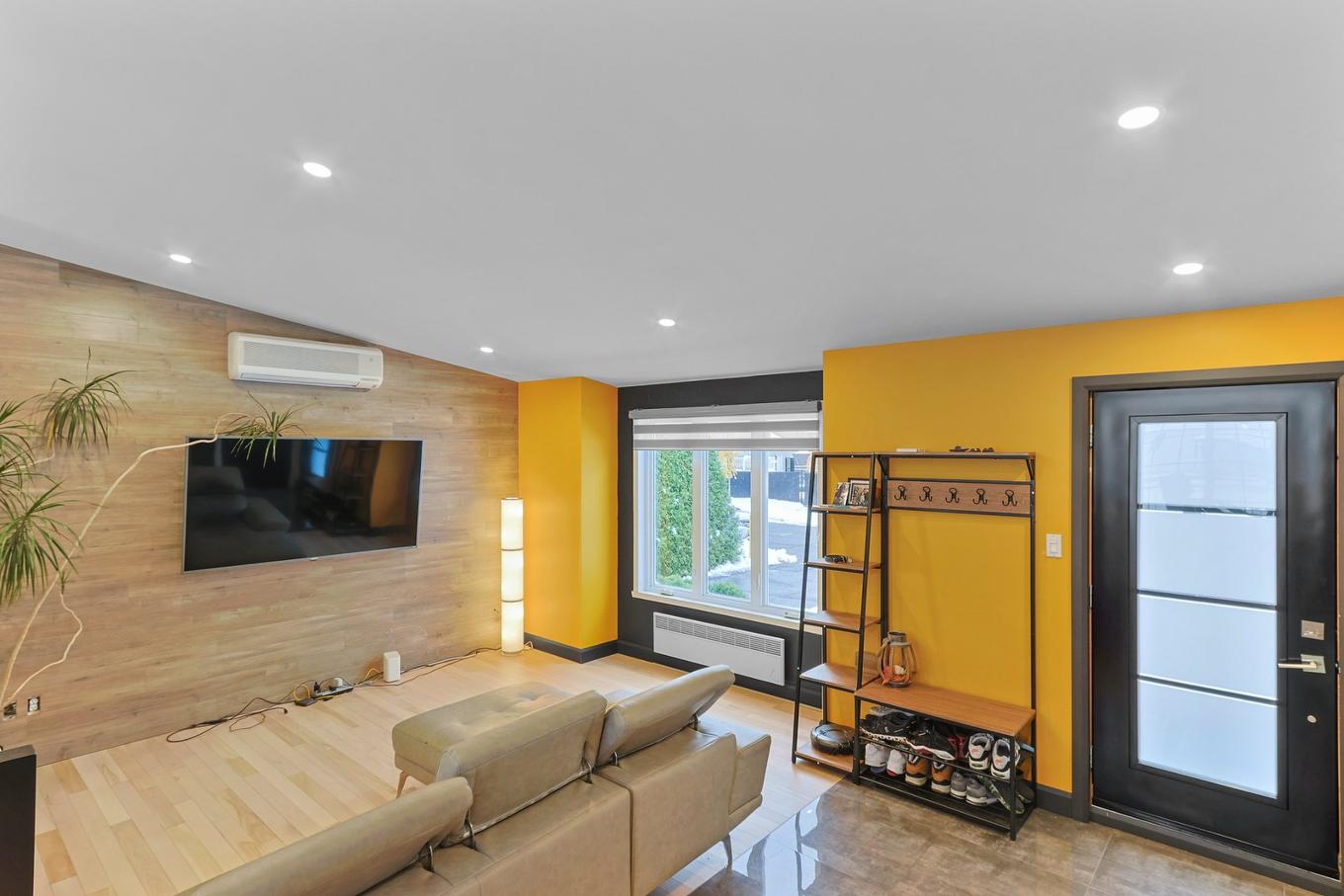 Living room - 691 Rue De Lorraine, Mercier, QC - Indoor