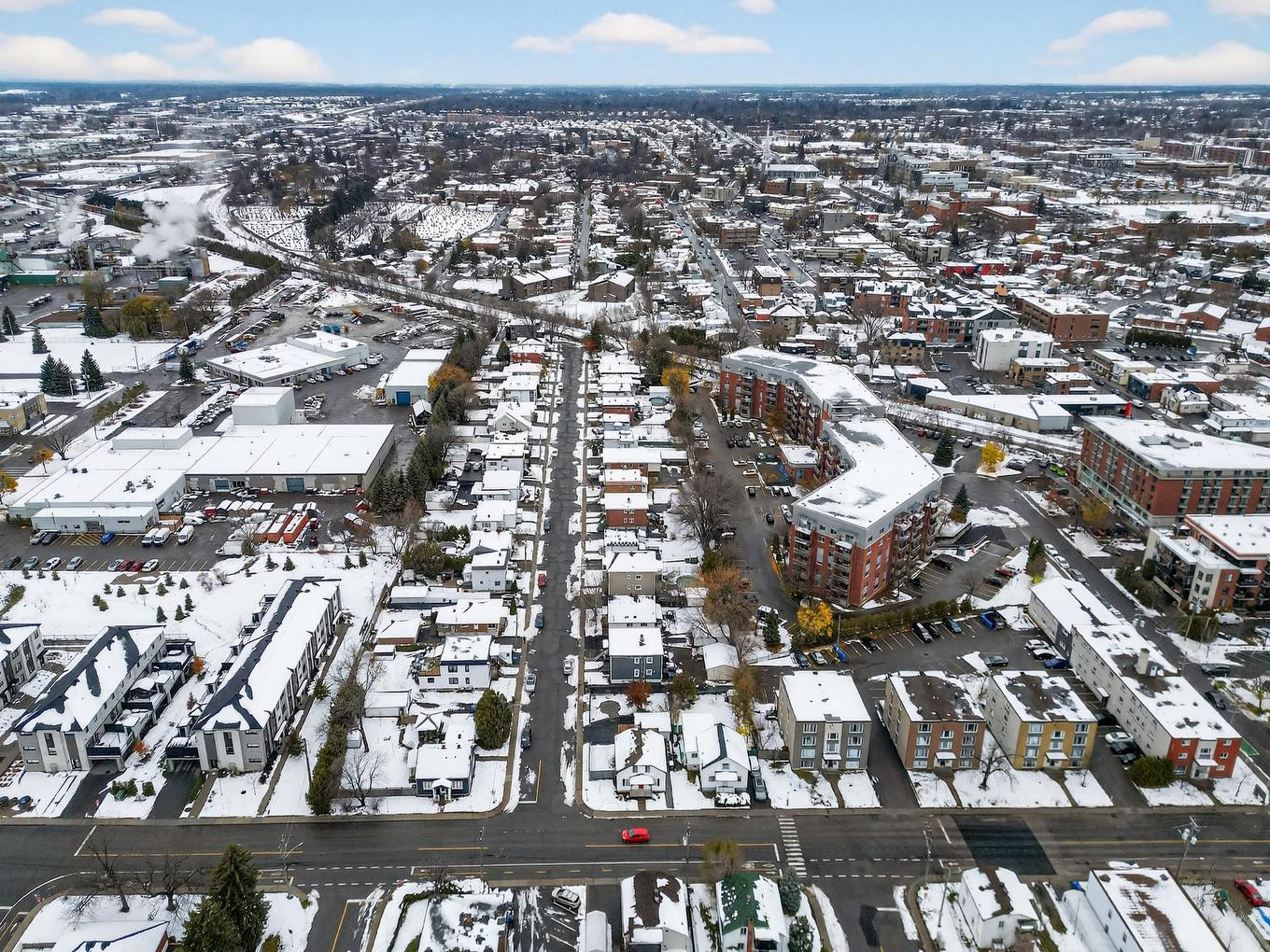 Aerial photo - 4 Rue Labonté, Sainte-Thérèse, QC - Outdoor With View