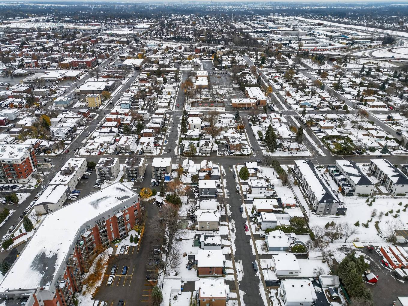 Aerial photo - 4 Rue Labonté, Sainte-Thérèse, QC - Outdoor With View